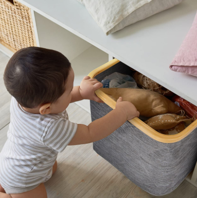 Folding bamboo frame fabric rack handle and generous storage box bamboo storage basket / 3