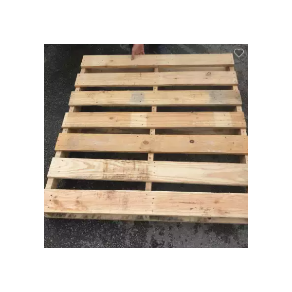 HOT SALE PRICE WOOD PALLET ALL SIZES AVAILABLE / 3