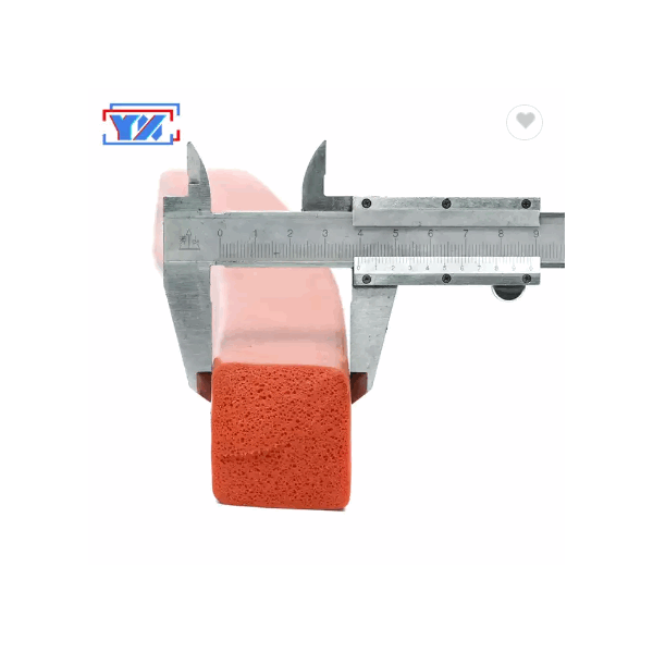 Heat resistant extrude Square foam silicone rubber seal strip / 2