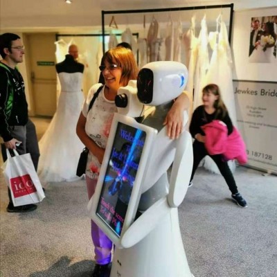 Programmable Humanoid Waiter Robot with Super Big Screen for Greeting Service