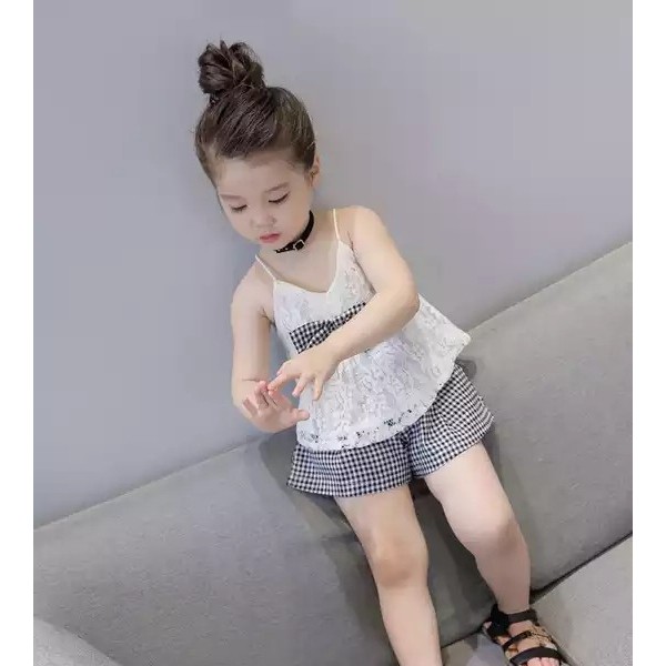 Summer new style children's wear girl suit plaid bow sling top and shorts / 2