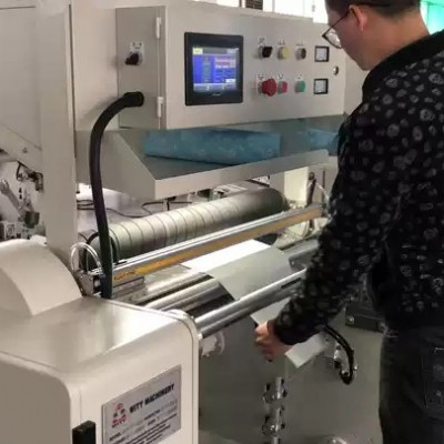 High Speed Paper Roll Rewinding Machine Film Rewinder Machine for Gift Paper