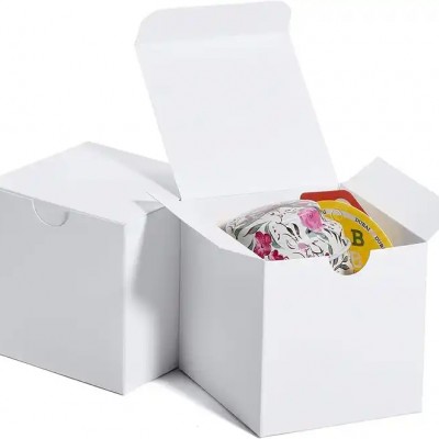 Wholesale customized white lipstick gift box kraft paper environmental protection small paper box